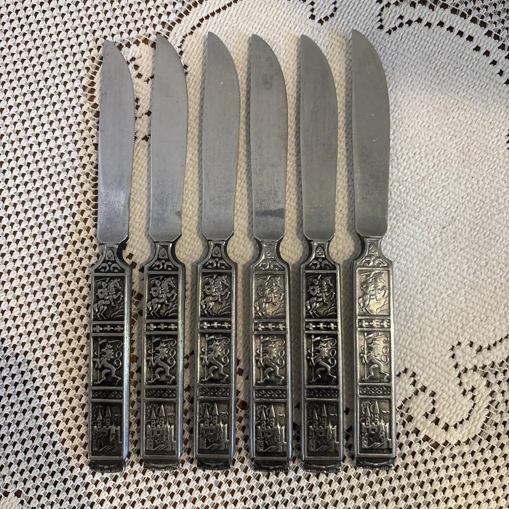 vintage National Silver Company stainless steel steak knives. "Crusader". Set 6